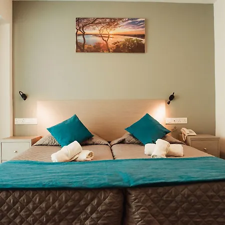 아파트호텔 어 마오스 아파트먼트 4*