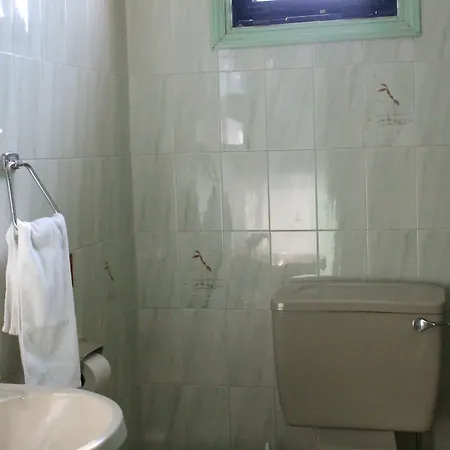 Apart Otel A Maos Aya Napa