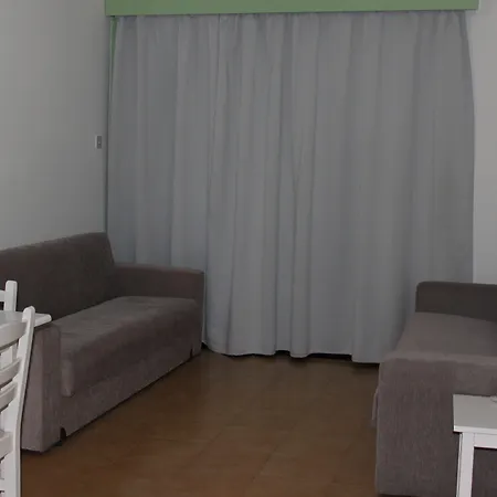 A Maos Ajía Nápa