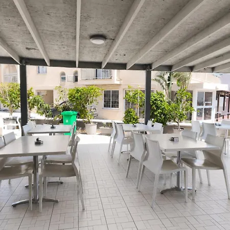A Maos Ayia Napa