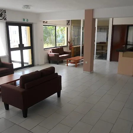 Aparthotel A Maos Agia Napa